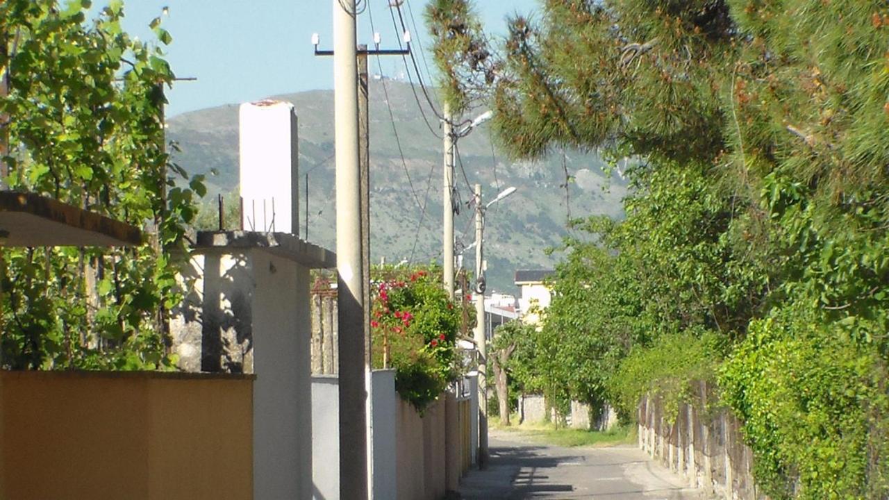Shkoder Hotel Temali Экстерьер фото